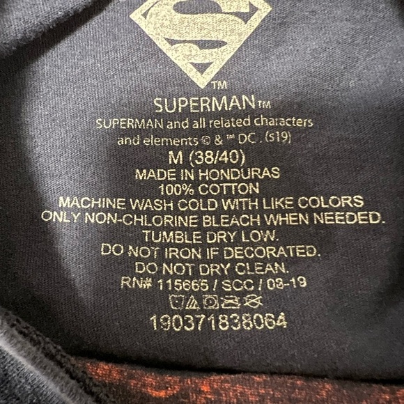 DC Superman boys t-shirt  Size Medium - Picture 4 of 5